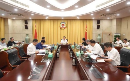 省政協(xié)黨組認真學(xué)習(xí)貫徹習(xí)近平總書記重要講話精神 廉毅敏主持